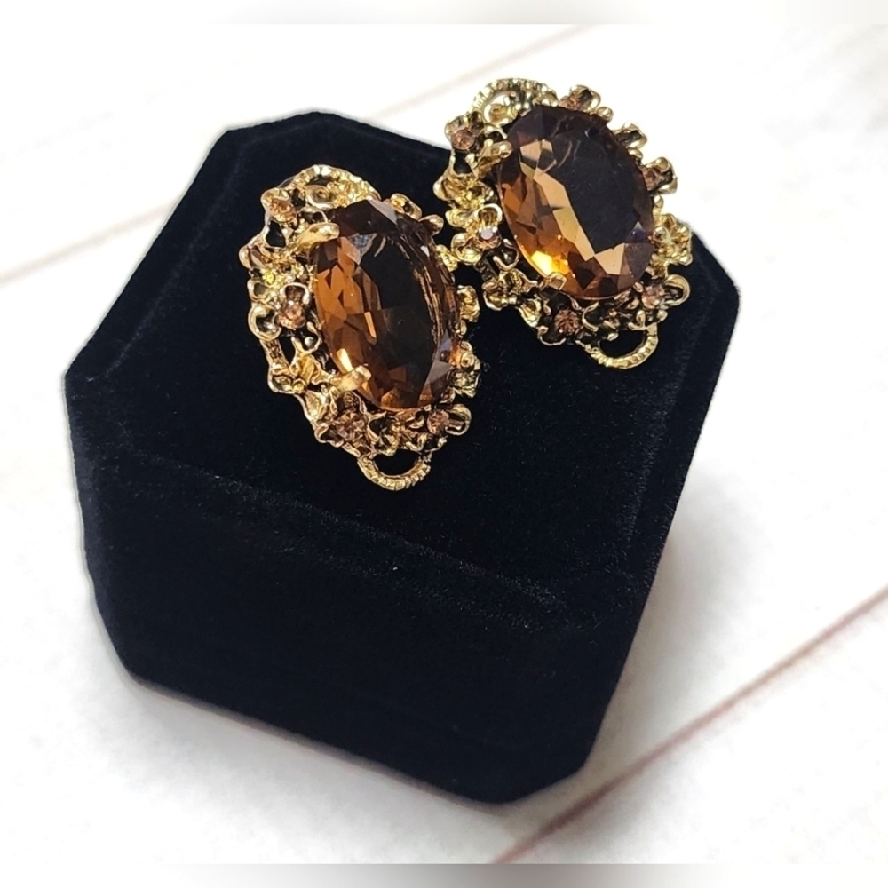 Victorian Style Crystal Floral Scroll Cameo Inspired Oval Earrings - New